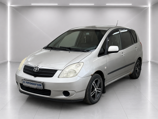 2003 Toyota Corolla Verso I, серебристый, 470000 рублей, вид 1