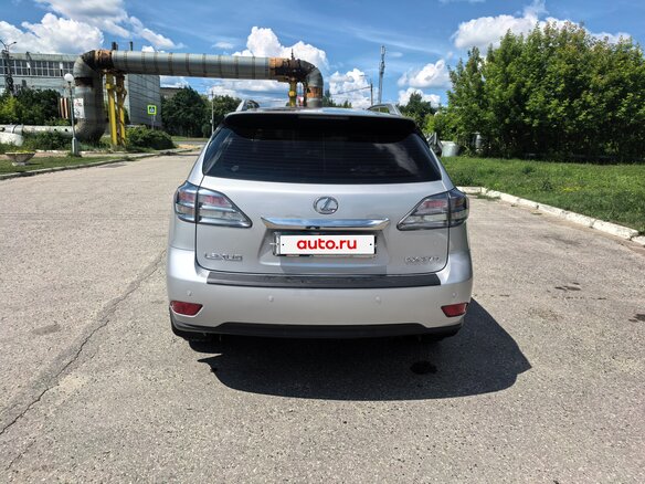 2011 Lexus RX 270 III, серебристый, 2050000 рублей - вид 2