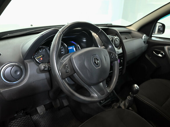 2017 Renault Duster I Рестайлинг, чёрный, 1420000 рублей - вид 15