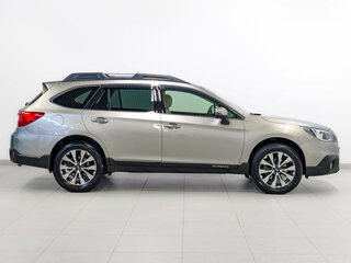 2017 Subaru Outback V, бежевый, 3430000 рублей, вид 4