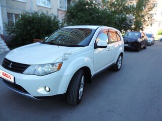 2006 Mitsubishi Outlander II, белый, 850000 рублей, вид 1