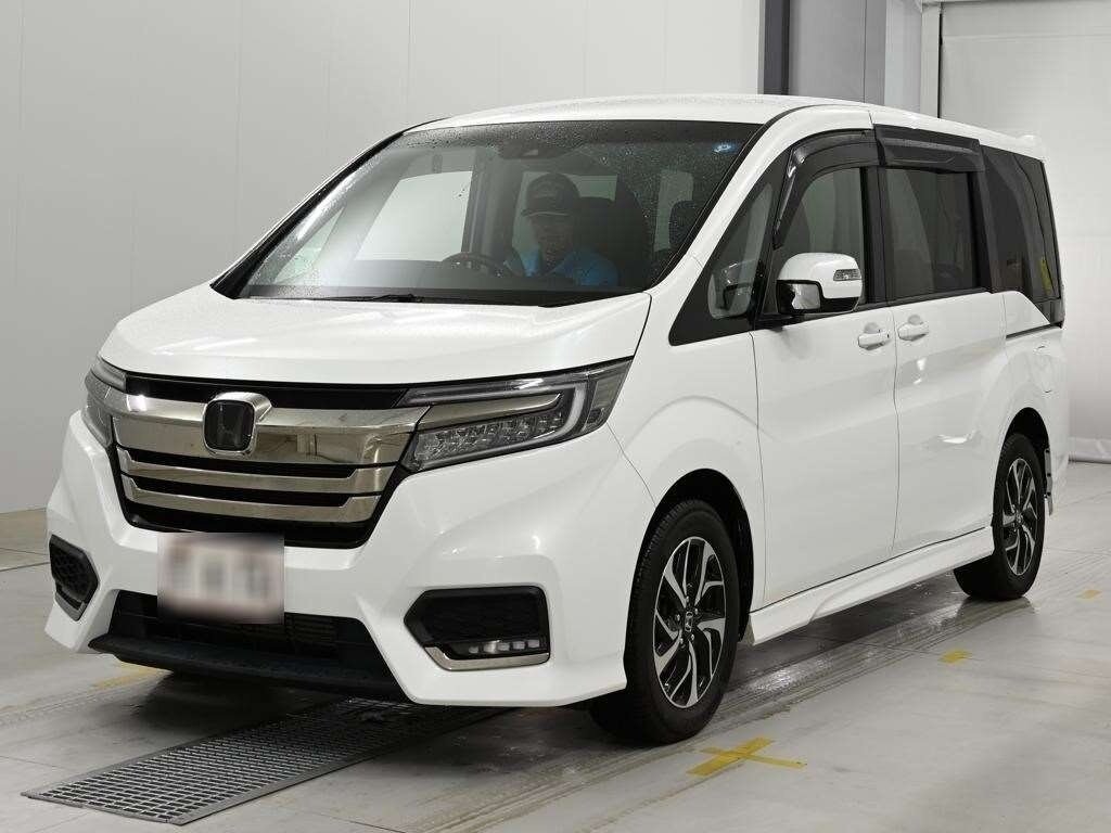 Открыть фотографии: Honda Stepwgn V Рестайлинг