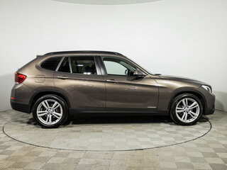 2013 BMW X1 20i I (E84) Рестайлинг, коричневый, 1650700 рублей, вид 4