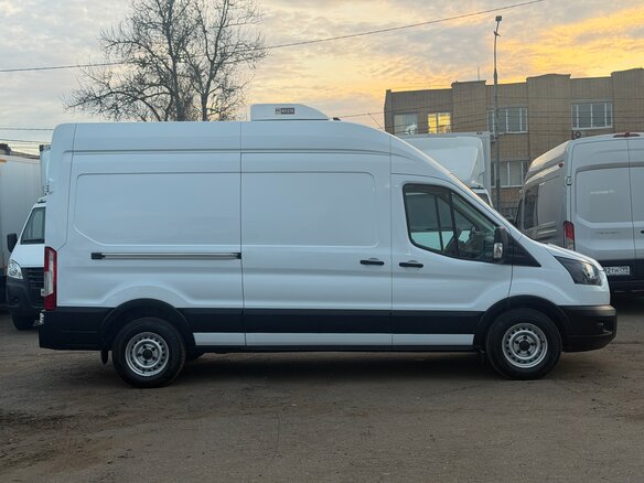 2017 Ford Transit, белый, 2400000 рублей - вид 6