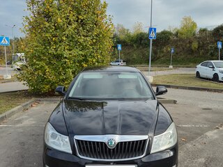 2012 Skoda Octavia II (A5) Рестайлинг, чёрный, 1290000 рублей, вид 2