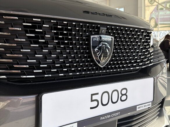 2026 Peugeot 5008 II Рестайлинг, серый, 4899000 рублей - вид 9