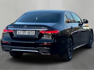 2021 Mercedes-Benz E-Класс 220 d V (W213, S213, C238) Рестайлинг, чёрный, 3850000 рублей, вид 4