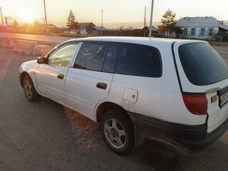 2002 Toyota Caldina I, белый, 310000 рублей, вид 2