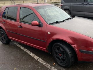 1999 Volkswagen Golf IV, красный, 250000 рублей, вид 2