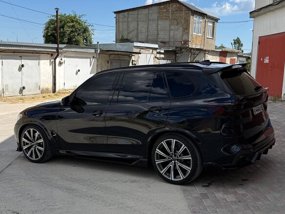 2019 BMW X5 M50d IV (G05/G18), чёрный, 8250000 рублей - вид 13