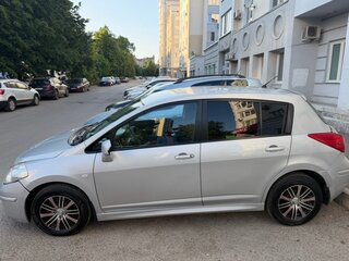 2011 Nissan Tiida I Рестайлинг, серебристый, 349000 рублей, вид 5