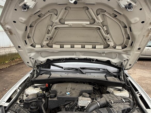 2014 BMW X1 20i I (E84) Рестайлинг, белый - вид 16