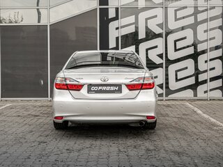 2016 Toyota Camry VII (XV50) Рестайлинг, серебристый, 1798000 рублей, вид 4