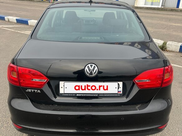 2012 Volkswagen Jetta VI, чёрный, 950000 рублей - вид 3
