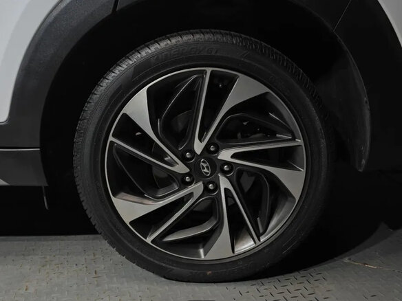 2019 Hyundai Tucson III Рестайлинг, белый, 1670007 рублей - вид 8