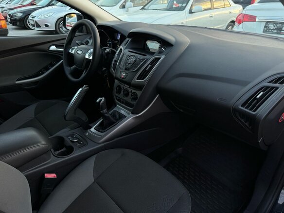 2012 Ford Focus III, чёрный - вид 19