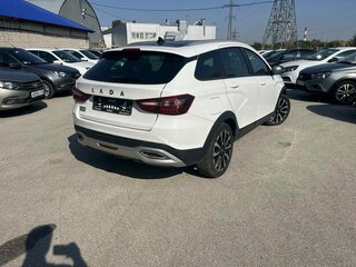 2024 Lada (ВАЗ) Vesta SW Cross I Рестайлинг (NG), белый, 1453000 рублей, вид 3