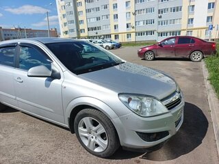 2010 Opel Astra H Рестайлинг, серебристый, 449000 рублей, вид 3