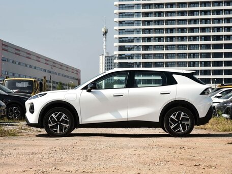 2026 Changan Qiyuan Q05 40.3 kWh II, белый, 1920000 рублей, вид 3