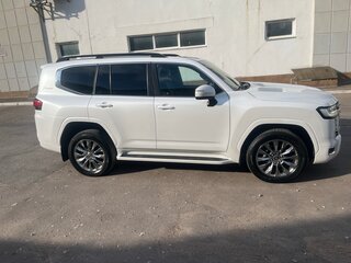 2021 Toyota Land Cruiser 300 Series, белый, 10980000 рублей, вид 5