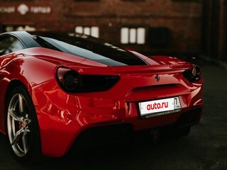 2017 Ferrari 488 GTB, красный, 18500000 рублей, вид 3