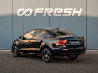 2016 Volkswagen Polo V Рестайлинг, чёрный, 1045000 рублей, вид 2