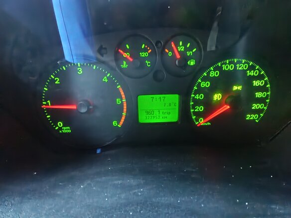 2011 Ford Tourneo, бежевый, 1200000 рублей - вид 6