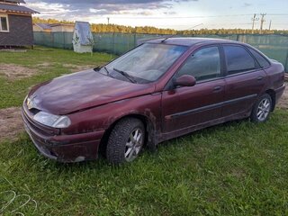 1997 Renault Laguna I, пурпурный, 150000 рублей, вид 2
