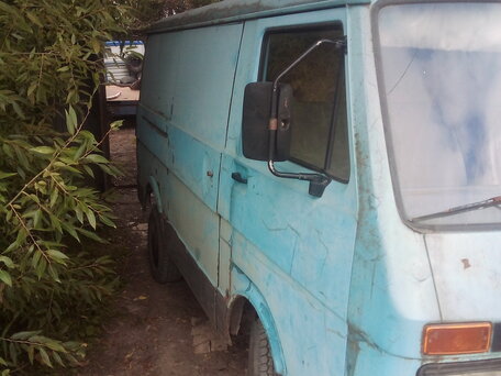 1988 Volkswagen LT, голубой, 210000 рублей, вид 2