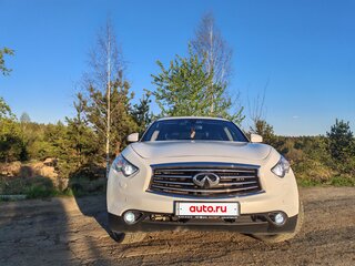 2014 Infiniti QX70, белый, 2150000 рублей, вид 2