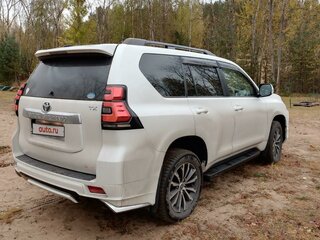 2019 Toyota Land Cruiser Prado 150 Series Рестайлинг 2, белый, 5550000 рублей, вид 4