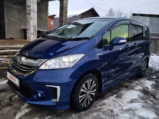 2015 Honda Freed I Рестайлинг 2, синий, 1450000 рублей, вид 1