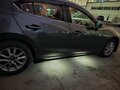 2017 Mazda Axela III Рестайлинг, серый, 1550000 рублей - вид 4