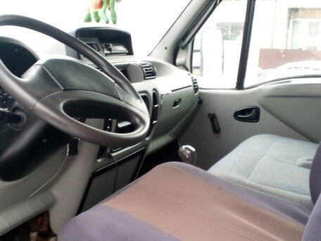 2004 Renault Mascott, белый, 1050000 рублей, вид 4
