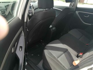 2013 Hyundai i30 II, серебристый, 910000 рублей, вид 4