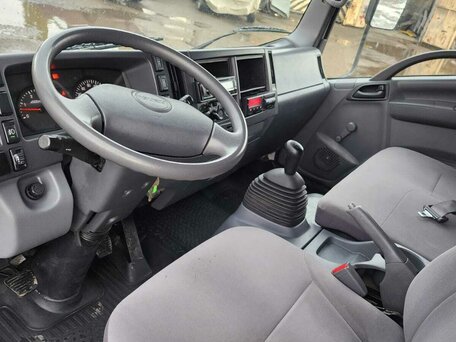 2017 Isuzu Elf (N-series), белый, 3999000 рублей, вид 3