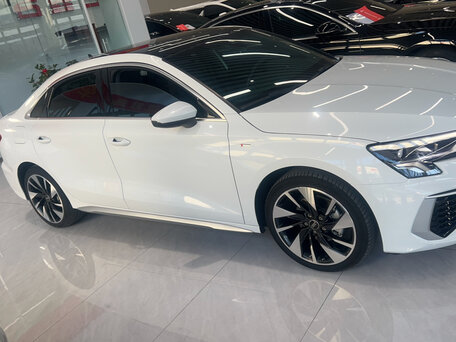 2023 Audi A3 35 TFSI Long IV (8Y), белый, 2100000 рублей, вид 3