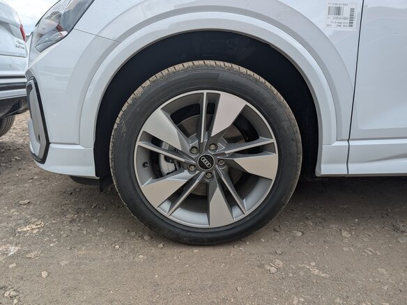 2023 Audi Q2 L 35 TFSI I Рестайлинг, белый, 2160000 рублей - вид 16