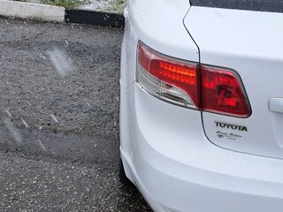 2009 Toyota Avensis III, белый, 1100000 рублей, вид 2