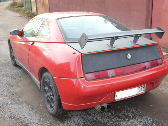 1997 Alfa Romeo GTV, красный - вид 2