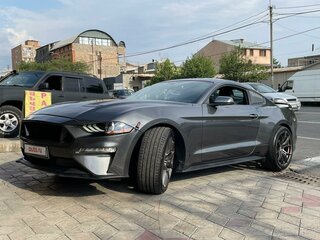 2019 Ford Mustang VI Рестайлинг, серый, 2350000 рублей, вид 1