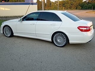 2012 Mercedes-Benz E-Класс 300 IV (W212, S212, C207), белый, 1800000 рублей, вид 2