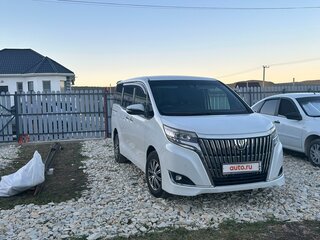 2016 Toyota Esquire I, белый, 2220000 рублей, вид 2