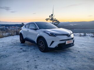 2018 Toyota C-HR I, белый, 2400000 рублей, вид 3