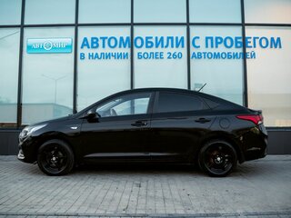 2017 Hyundai Solaris II, чёрный, 999000 рублей, вид 2