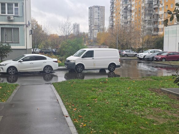 2008 Volkswagen Transporter T5, серый, 1000000 рублей - вид 5