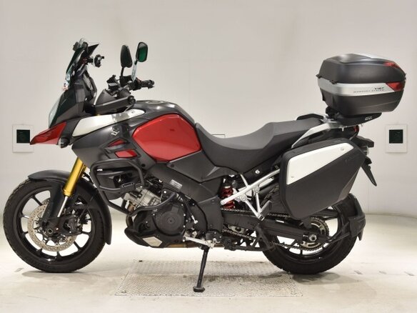 2019 Suzuki V-Strom 1000, красный, 720000 рублей
