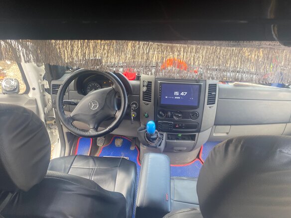 2011 Mercedes-Benz Sprinter Classic, белый, 2300000 рублей - вид 1