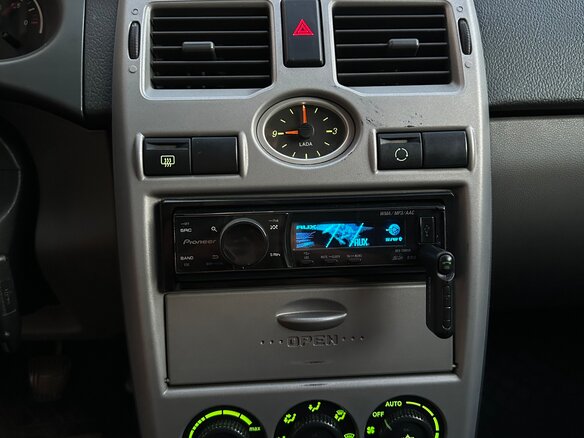 2010 Lada (ВАЗ) Priora I, серебристый, 550000 рублей - вид 20
