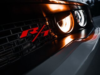 2018 Dodge Challenger R__T III Рестайлинг 2, серый, 6000000 рублей, вид 5